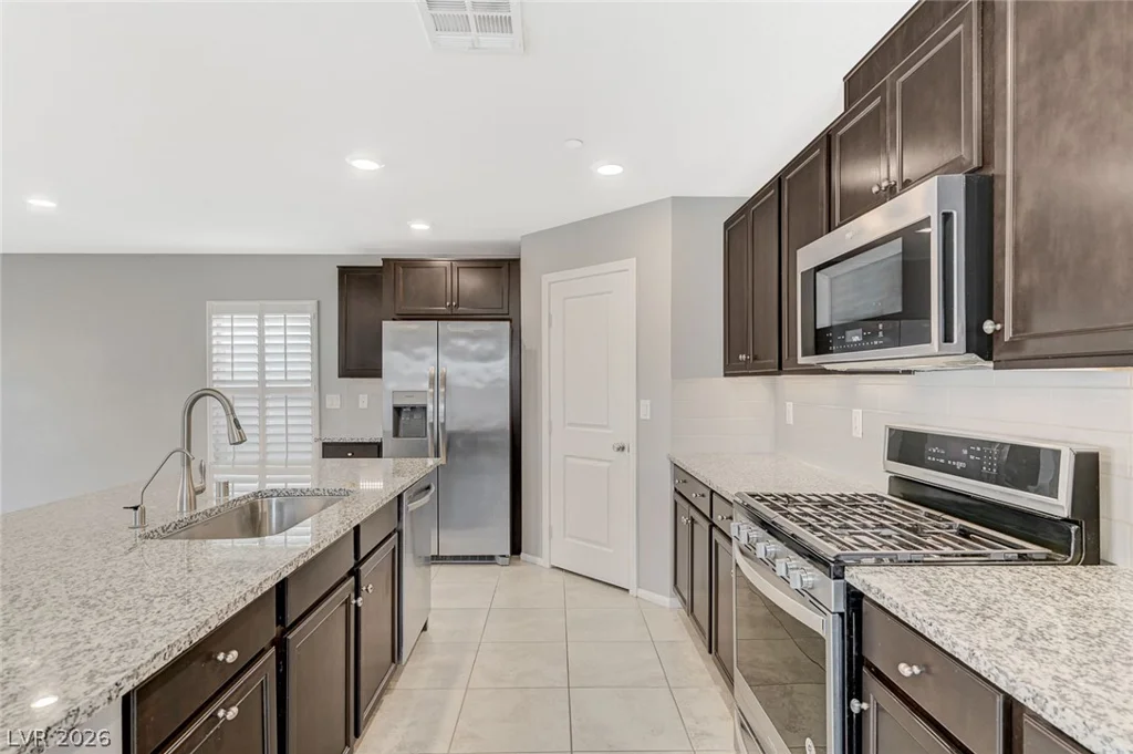 2832 Rolling Brook, Henderson, NV 89044