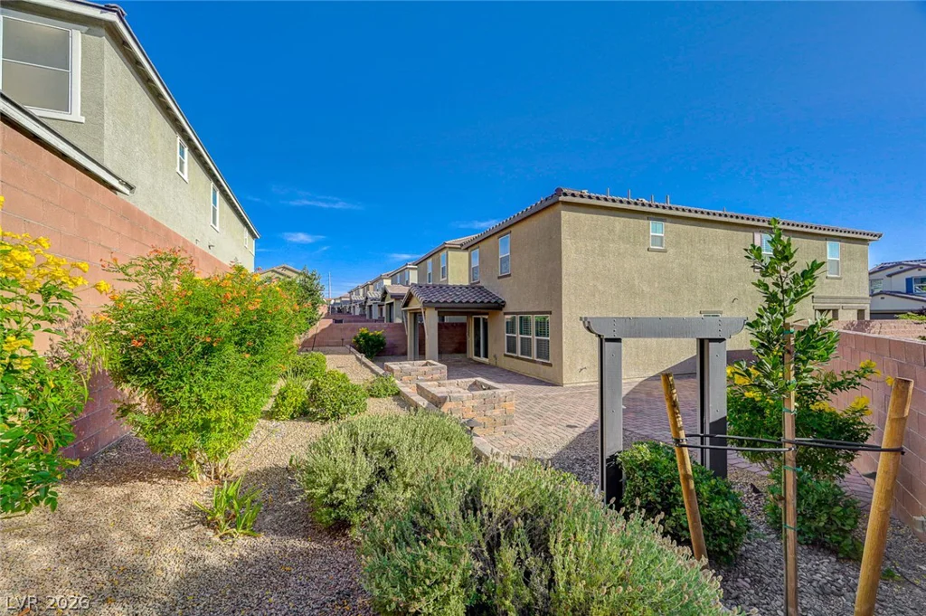 2832 Rolling Brook, Henderson, NV 89044