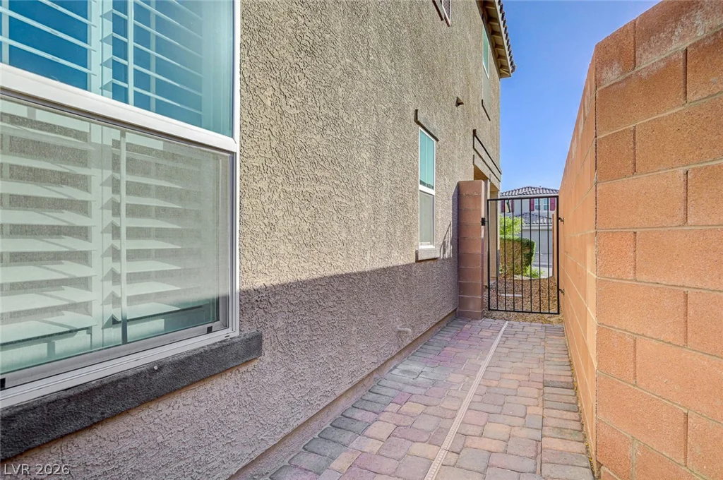 2832 Rolling Brook, Henderson, NV 89044