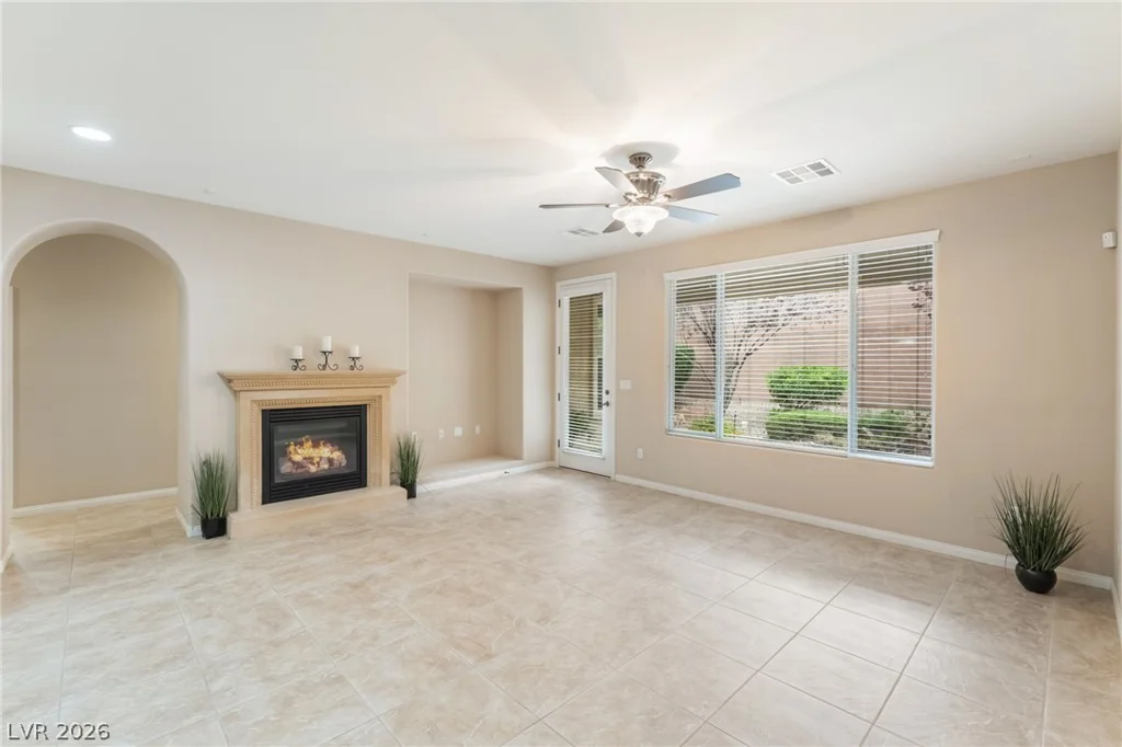 10242 Timberline Peak, Las Vegas, NV 89166