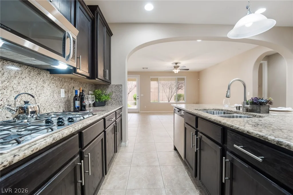 10242 Timberline Peak, Las Vegas, NV 89166