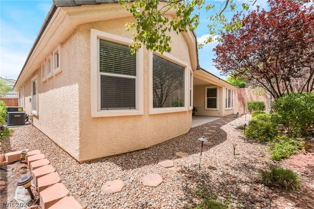 10242 Timberline Peak, Las Vegas, NV 89166