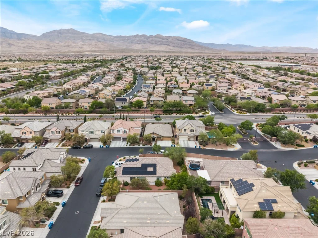 10242 Timberline Peak, Las Vegas, NV 89166