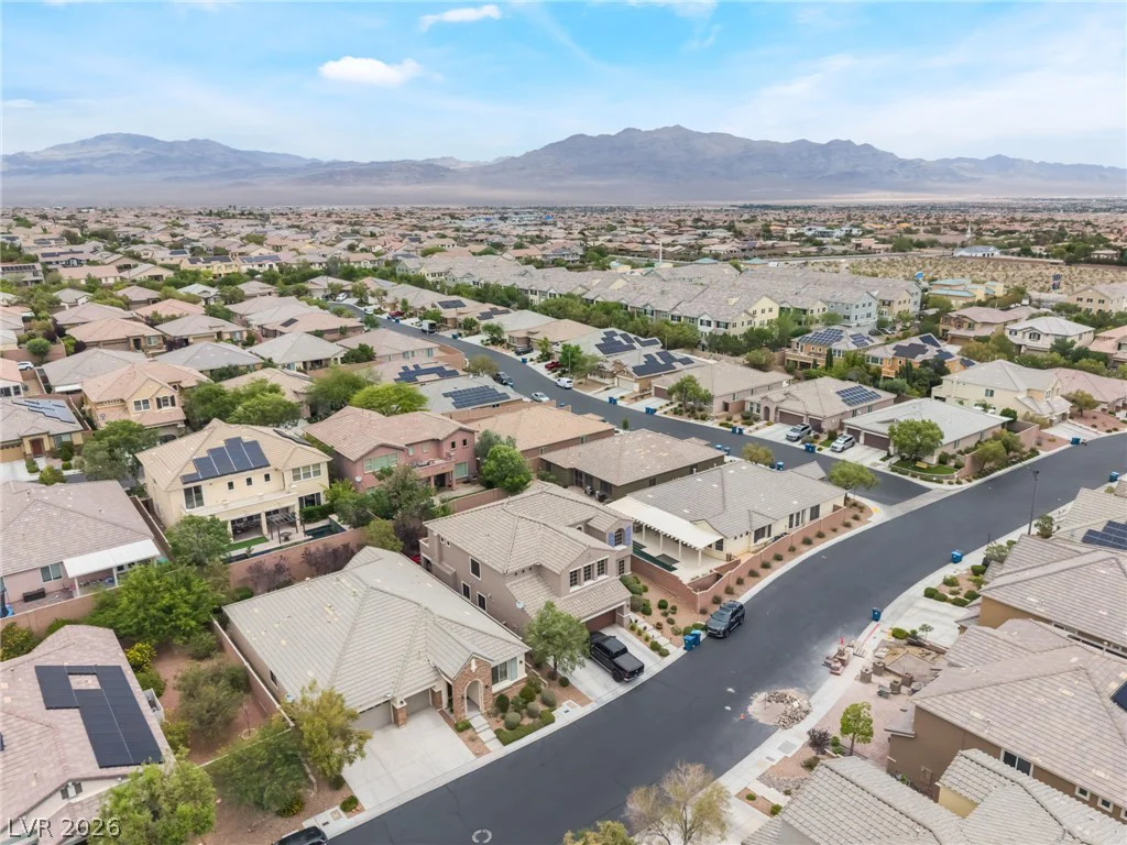 10242 Timberline Peak, Las Vegas, NV 89166