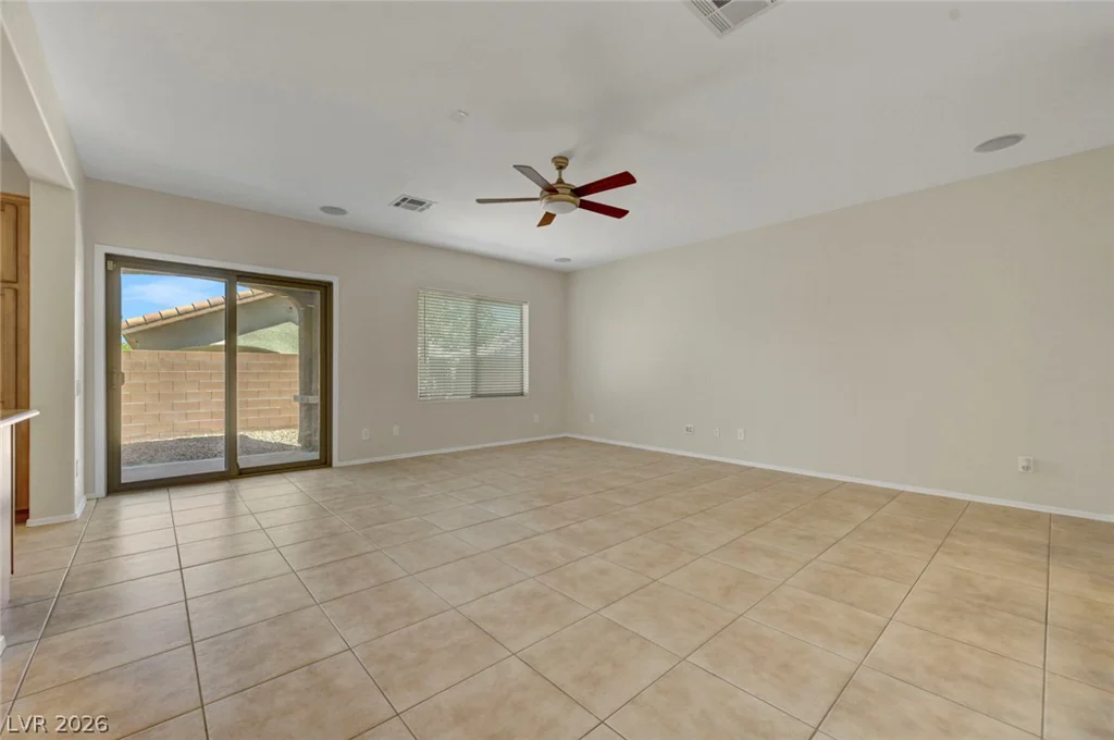 6846 Sigri, Las Vegas, NV 89166