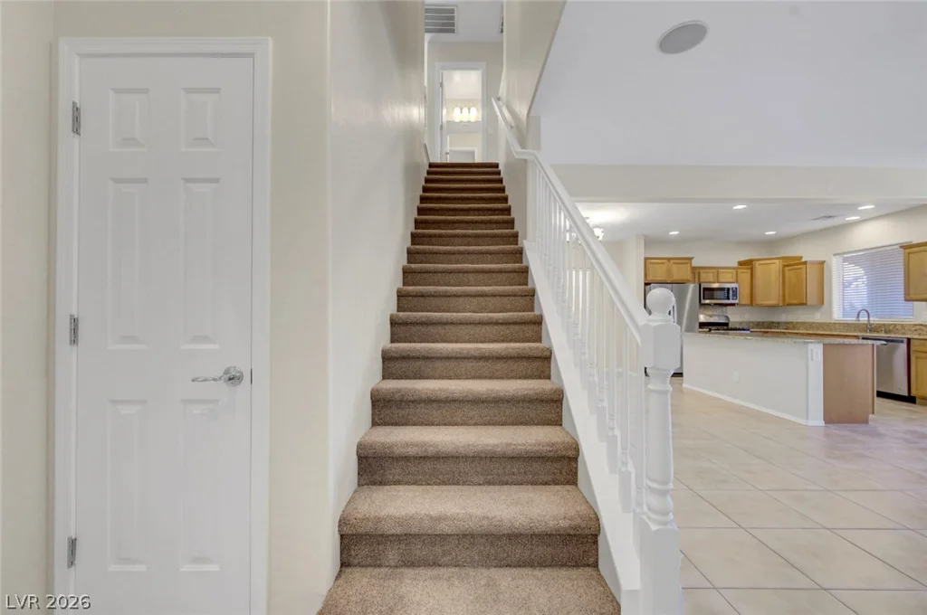 6846 Sigri, Las Vegas, NV 89166