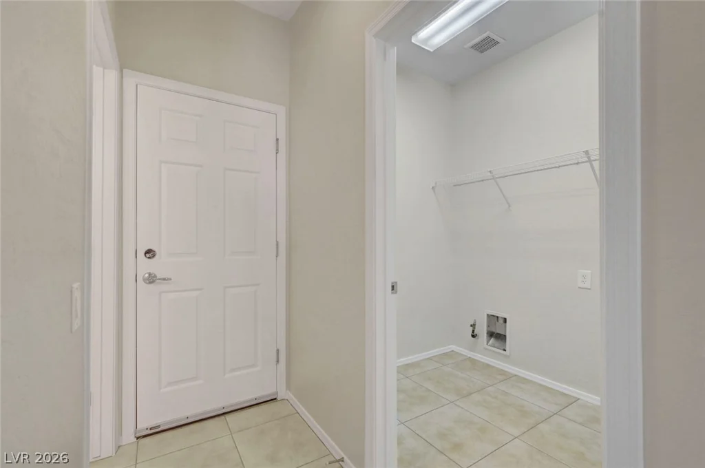 6846 Sigri, Las Vegas, NV 89166