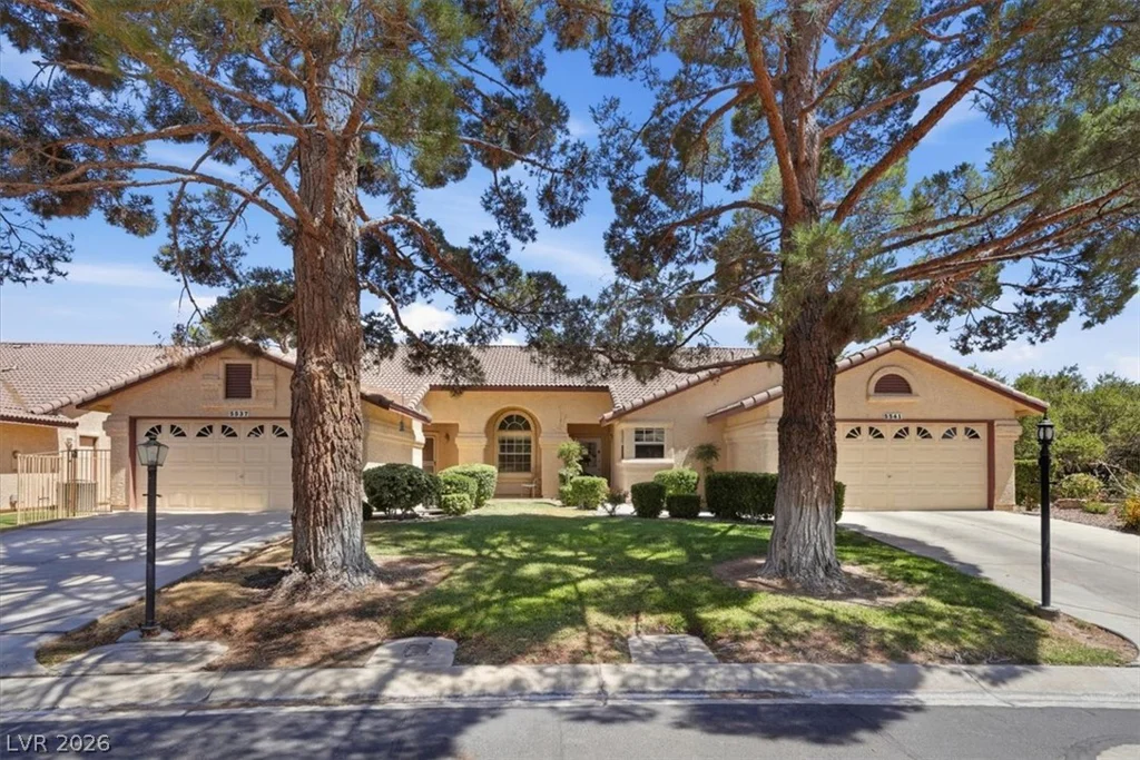 5537 Port Barrington, Las Vegas, NV 89130