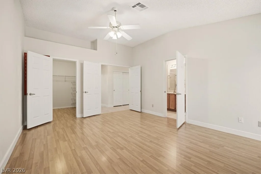 5537 Port Barrington, Las Vegas, NV 89130