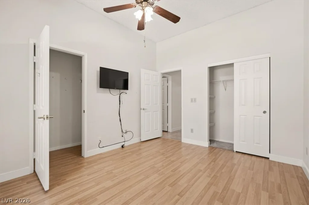 5537 Port Barrington, Las Vegas, NV 89130