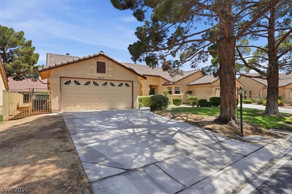 5537 Port Barrington, Las Vegas, NV 89130
