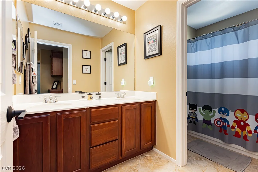 10384 Bolting Cloud, Las Vegas, NV 89178