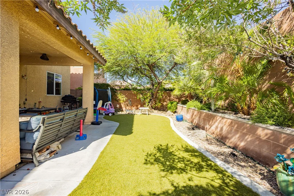 10384 Bolting Cloud, Las Vegas, NV 89178