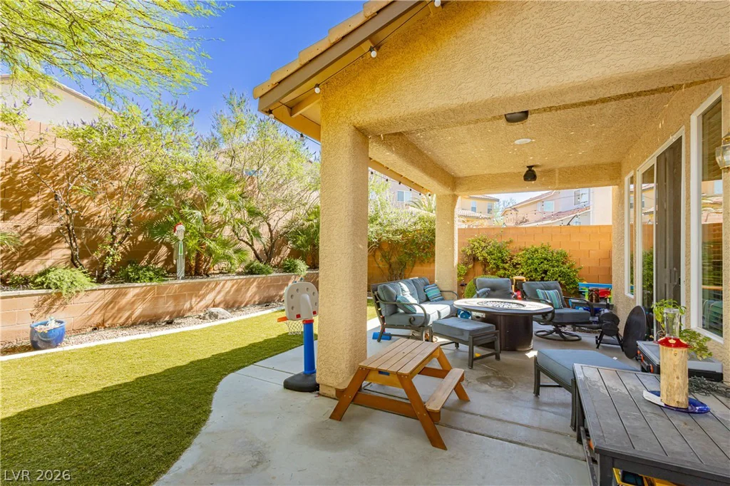 10384 Bolting Cloud, Las Vegas, NV 89178