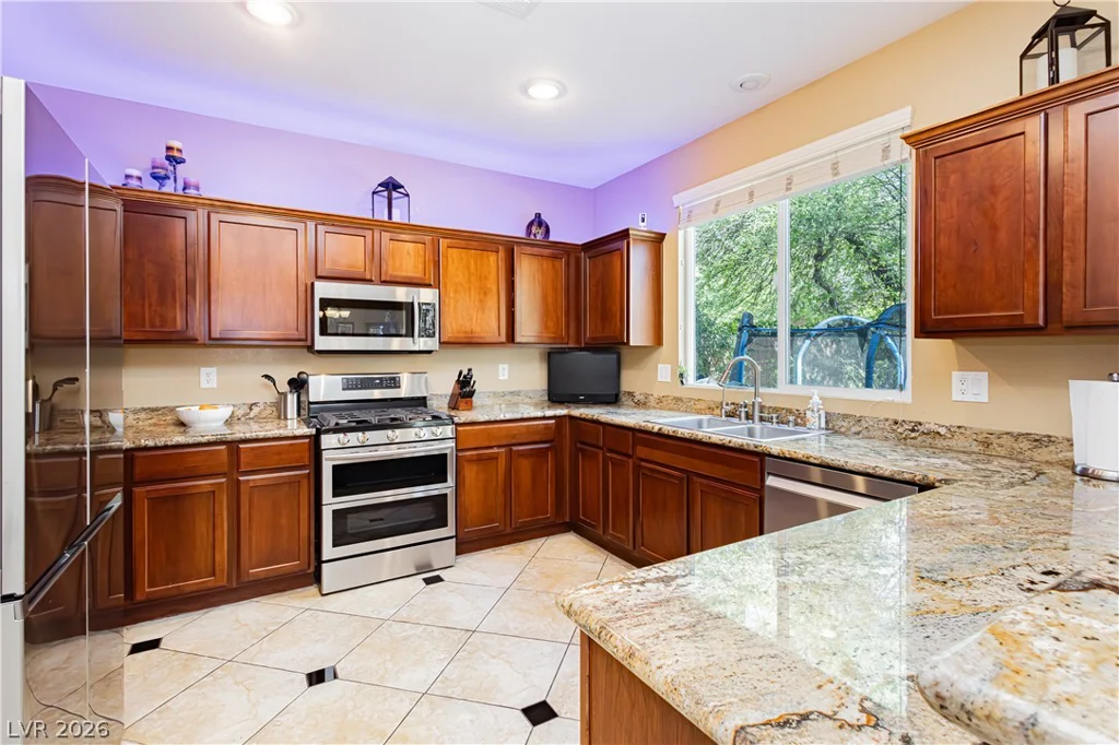 10384 Bolting Cloud, Las Vegas, NV 89178