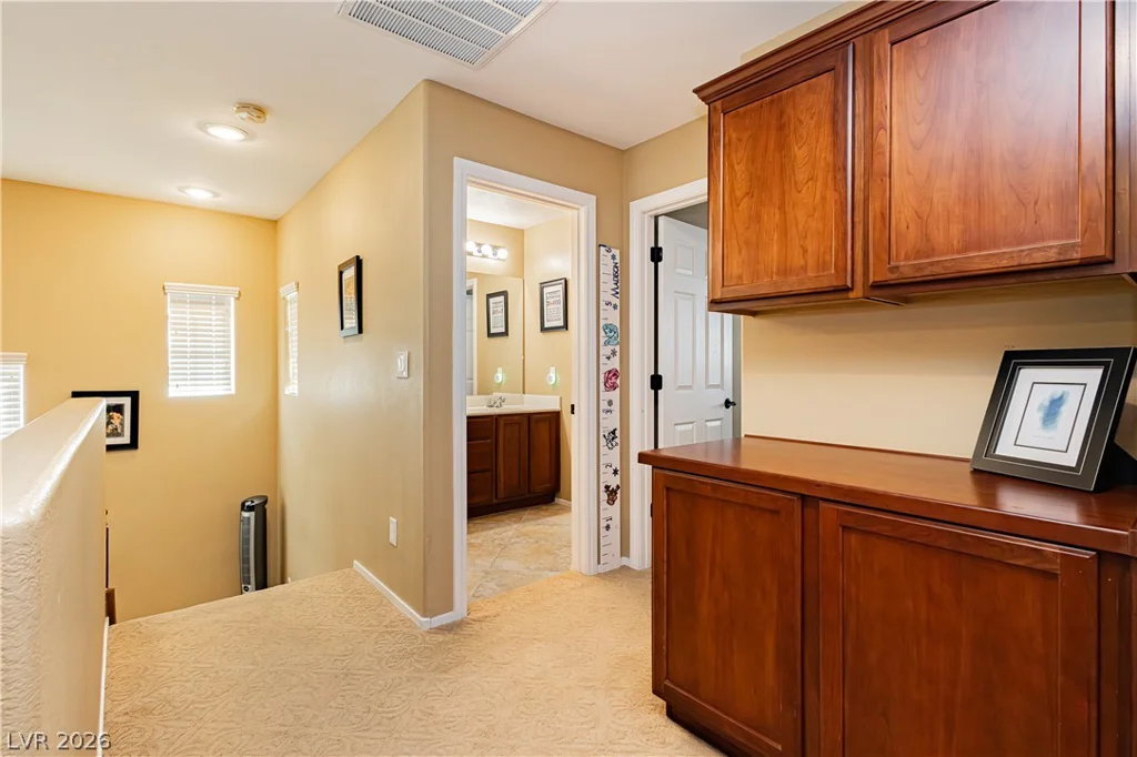 10384 Bolting Cloud, Las Vegas, NV 89178