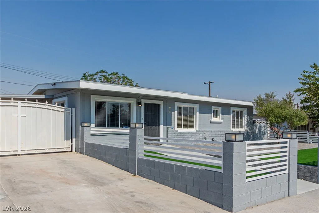 1028 Nassau, Las Vegas, NV 89108