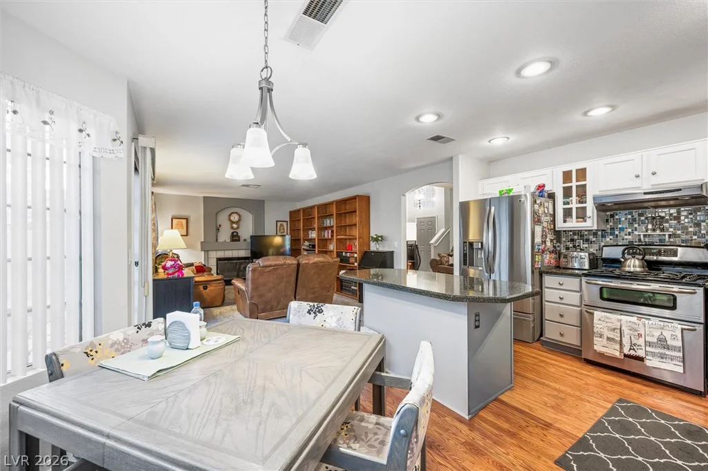 7829 Desert Candle, Las Vegas, NV 89128