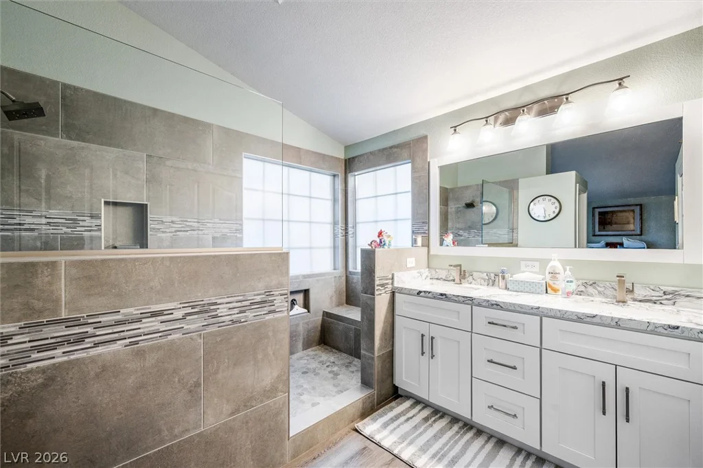 7829 Desert Candle, Las Vegas, NV 89128