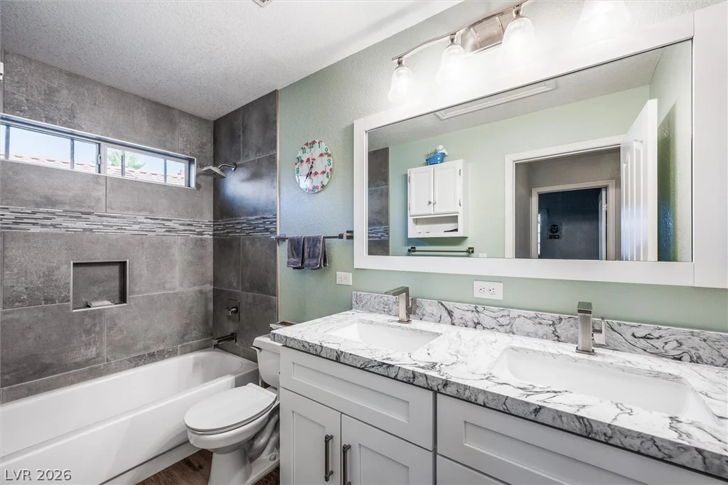 7829 Desert Candle, Las Vegas, NV 89128
