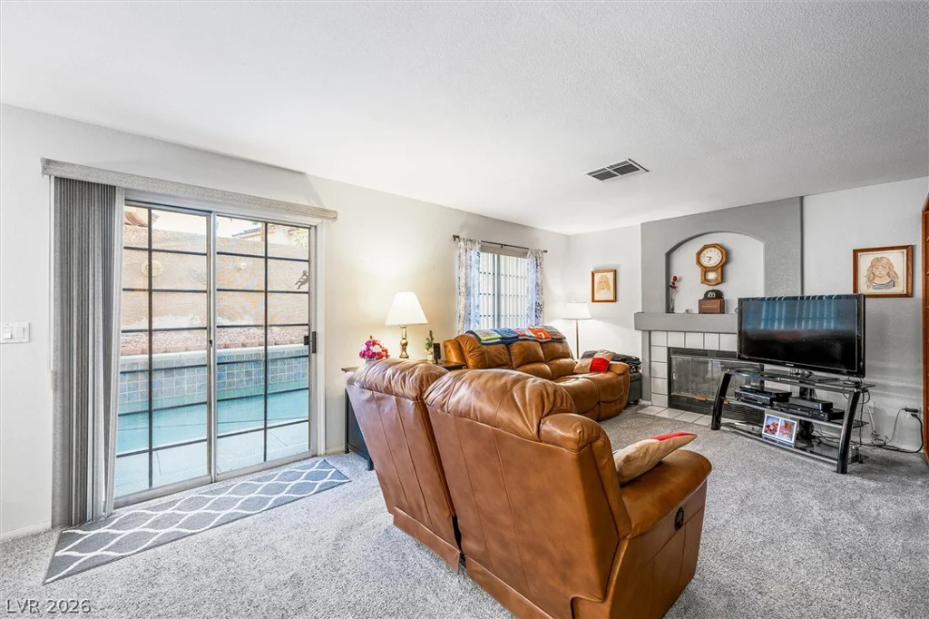 7829 Desert Candle, Las Vegas, NV 89128
