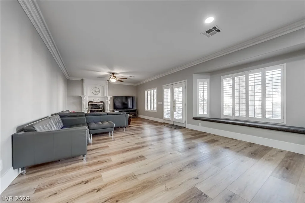 5668 Wild Olive, Las Vegas, NV 89118