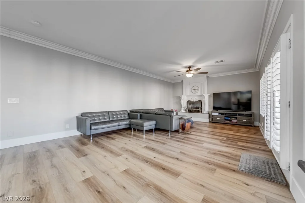 5668 Wild Olive, Las Vegas, NV 89118