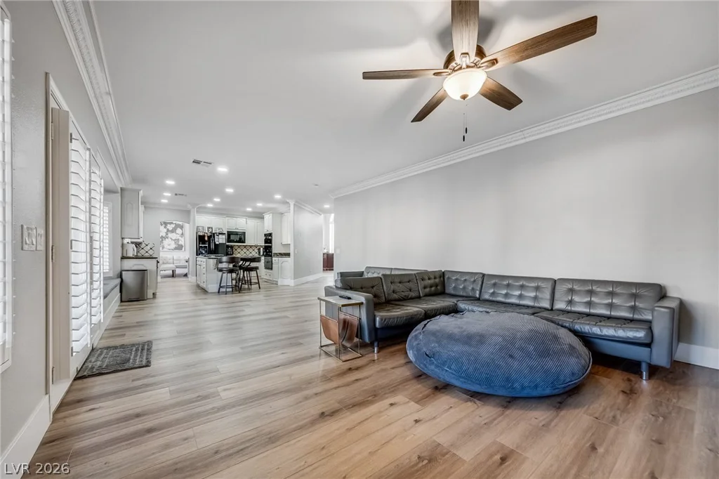 5668 Wild Olive, Las Vegas, NV 89118