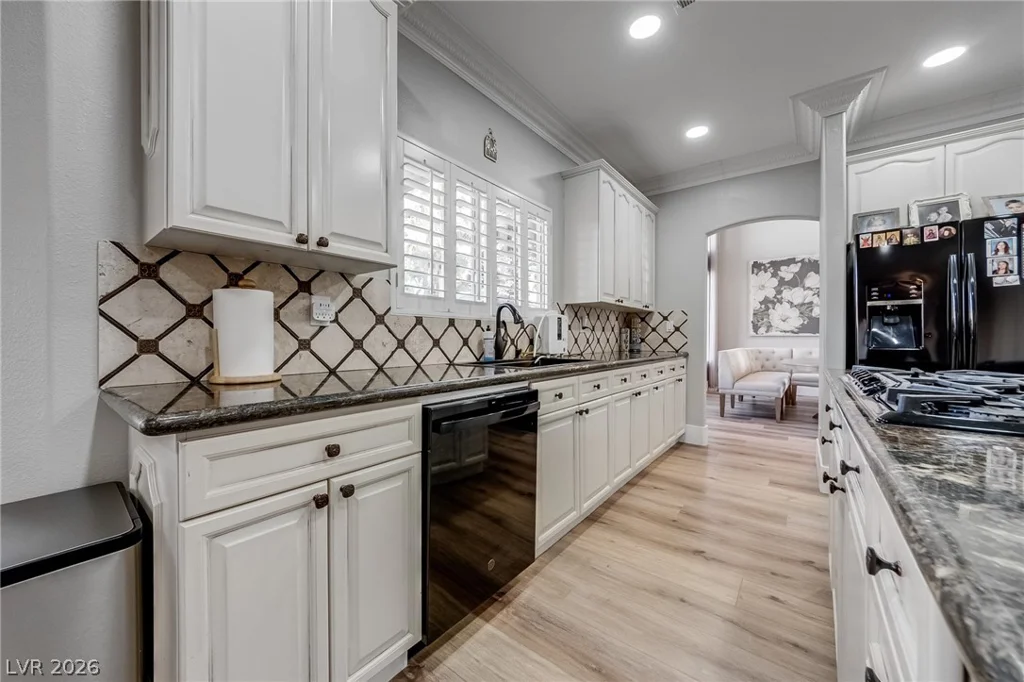 5668 Wild Olive, Las Vegas, NV 89118