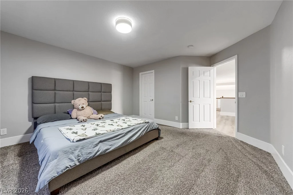 5668 Wild Olive, Las Vegas, NV 89118