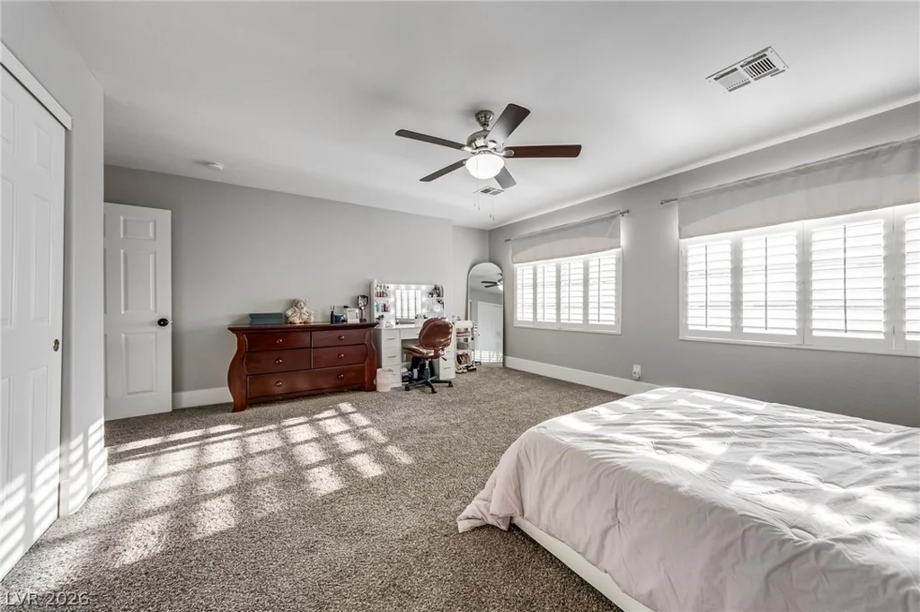 5668 Wild Olive, Las Vegas, NV 89118