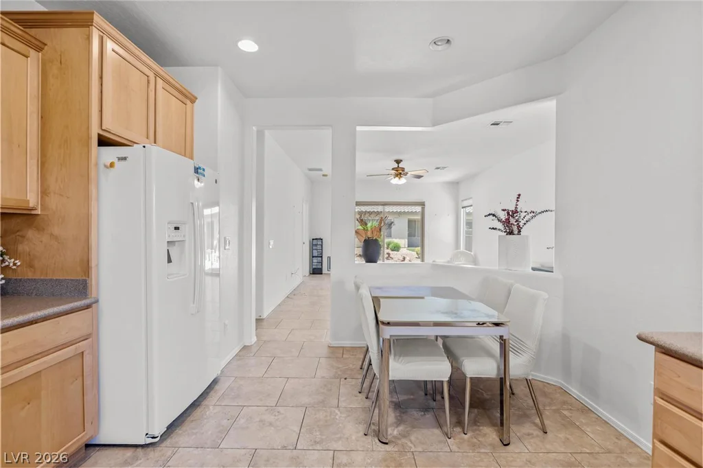 6160 Isola Peak, Las Vegas, NV 89122