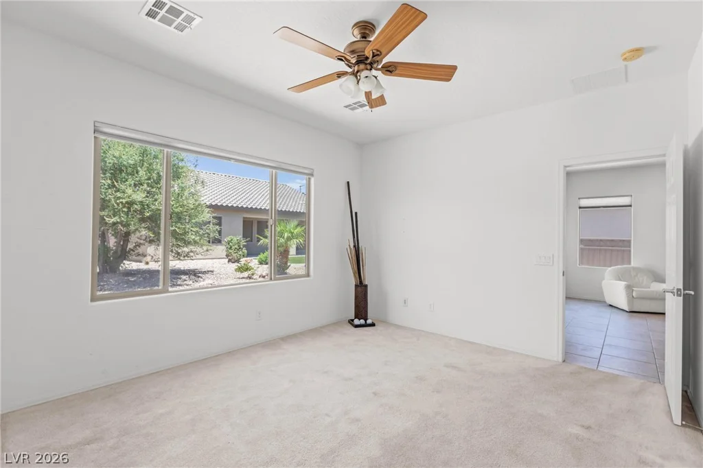 6160 Isola Peak, Las Vegas, NV 89122