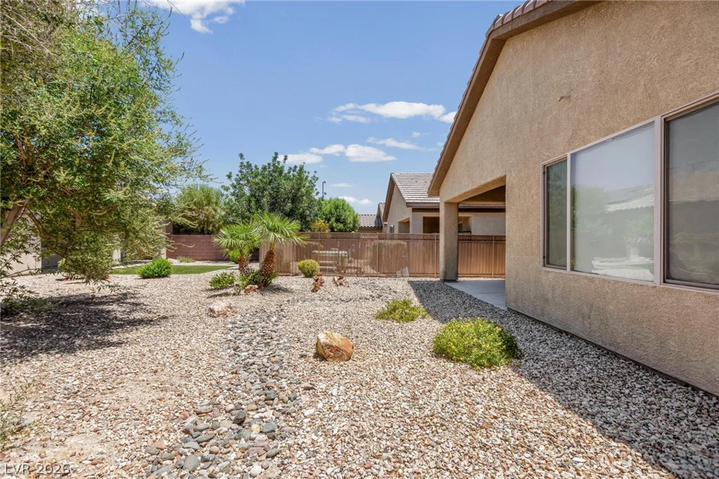 6160 Isola Peak, Las Vegas, NV 89122