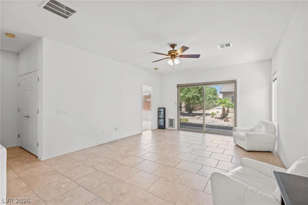 6160 Isola Peak, Las Vegas, NV 89122