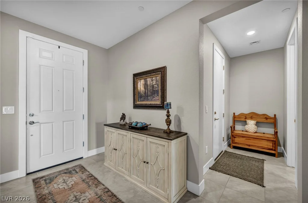 10912 Gardenova, Las Vegas, NV 89166