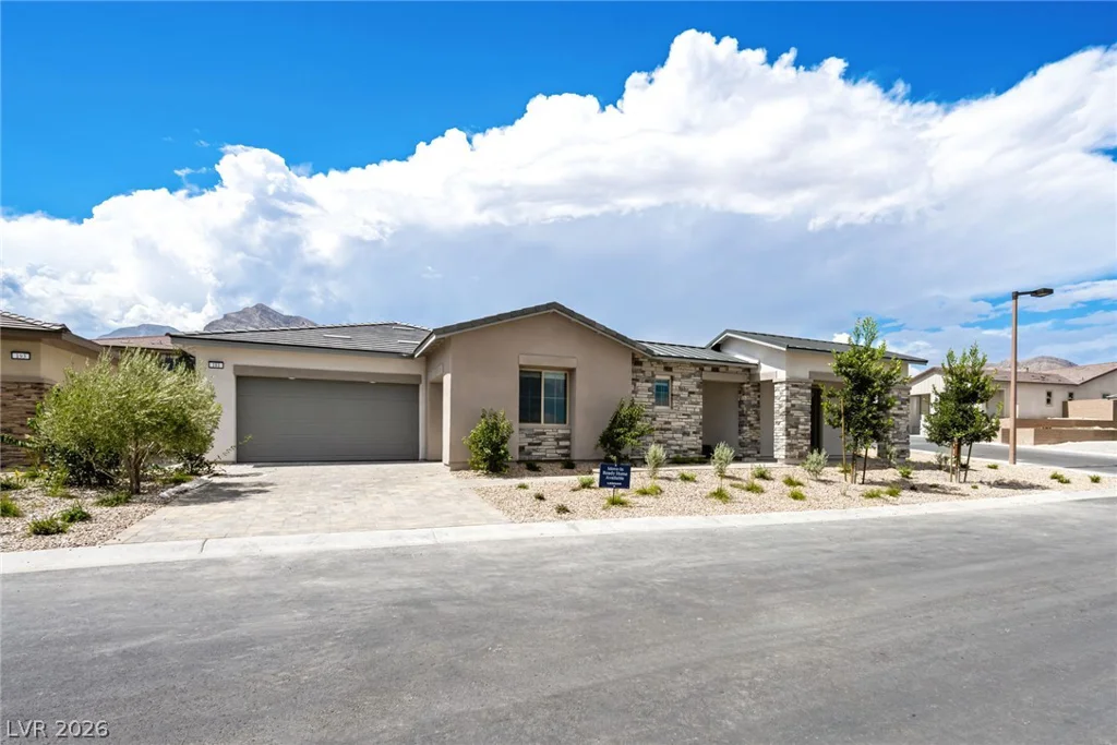 181 Sunnyvale Spring, Las Vegas, NV 89138