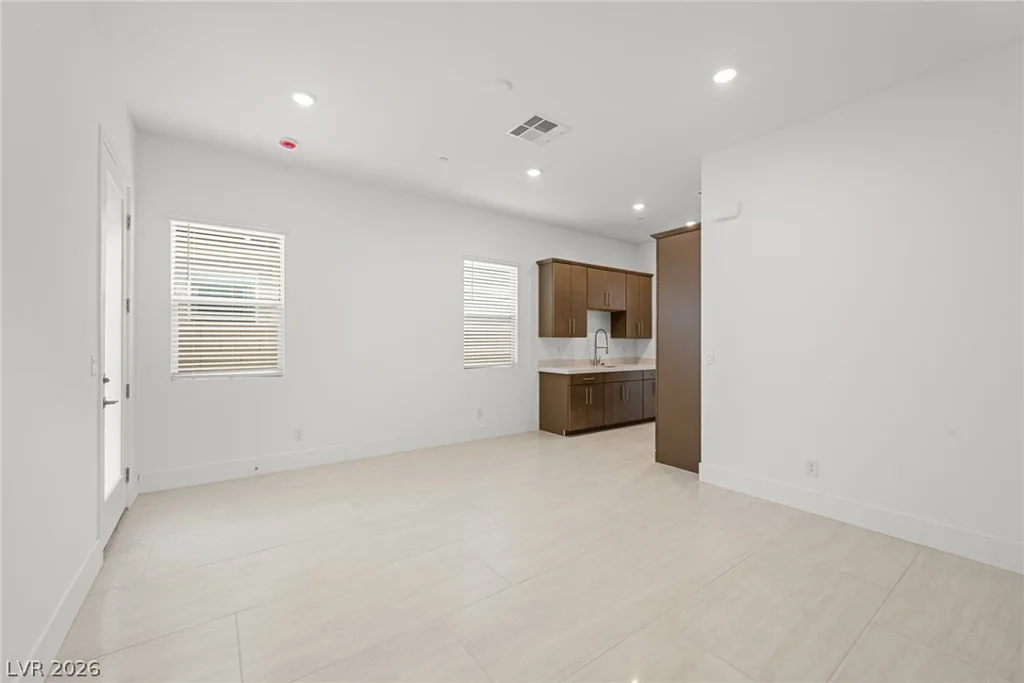 181 Sunnyvale Spring, Las Vegas, NV 89138