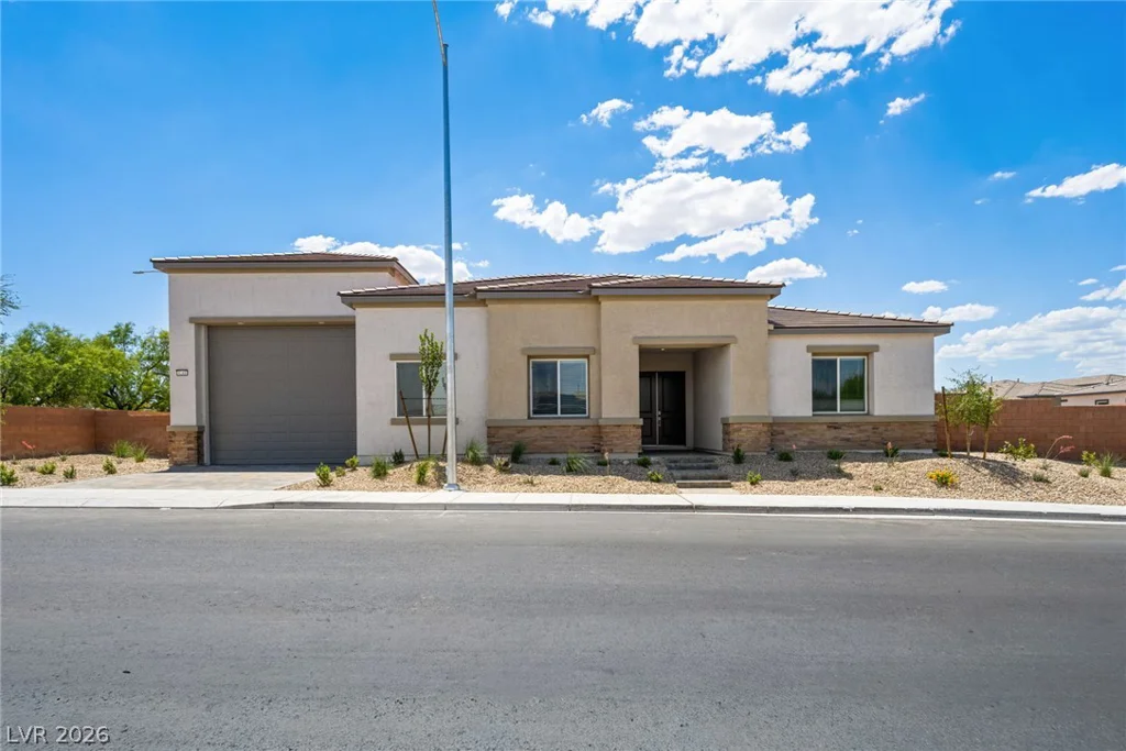 8289 Warbonnet, Las Vegas, NV 89113