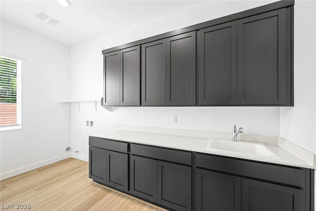 8289 Warbonnet, Las Vegas, NV 89113