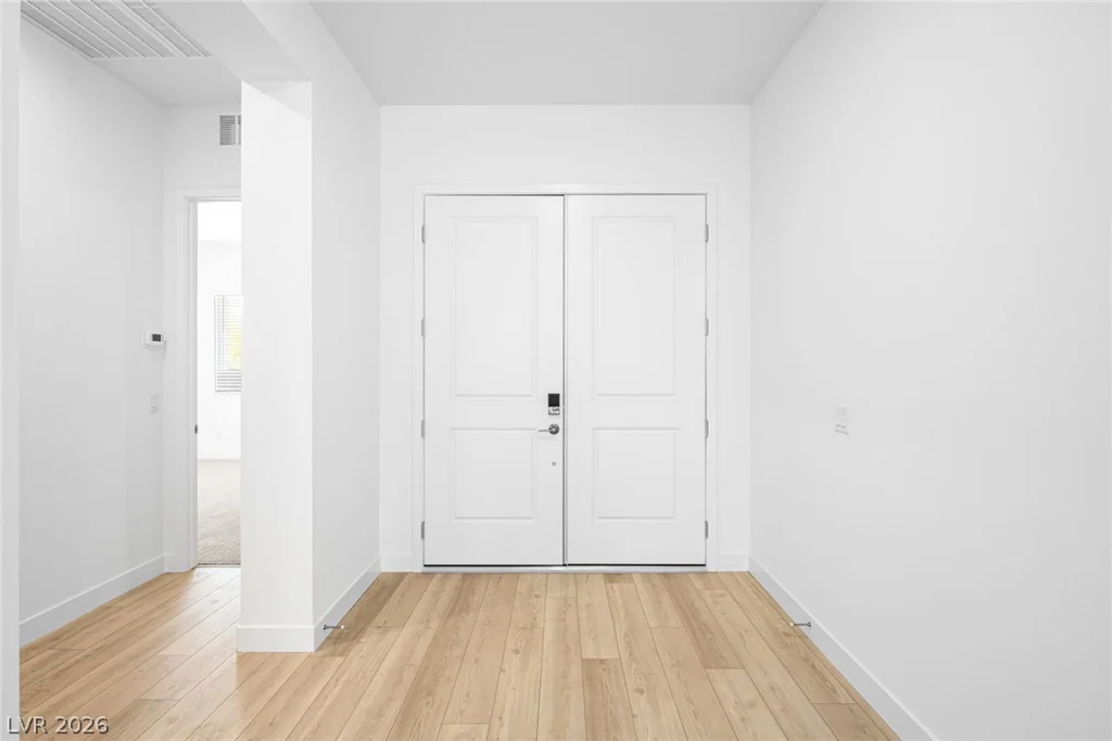 8289 Warbonnet, Las Vegas, NV 89113