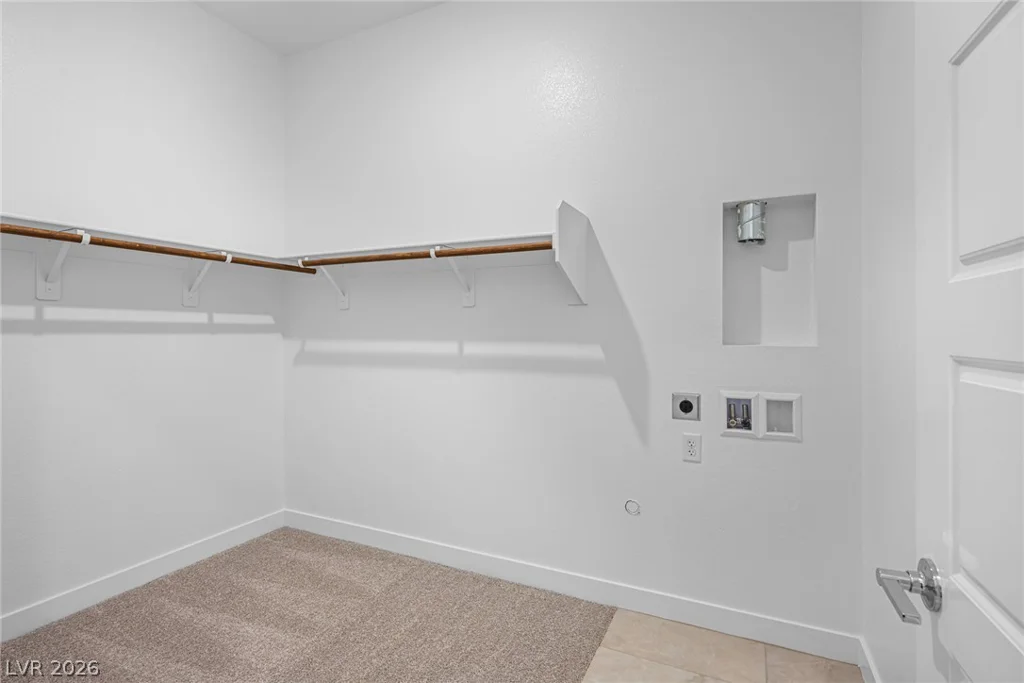 8289 Warbonnet, Las Vegas, NV 89113