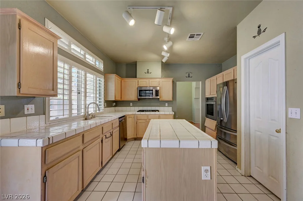 317 Rodarte, Henderson, NV 89014