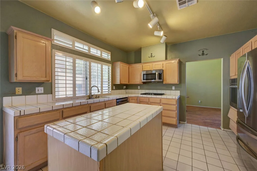 317 Rodarte, Henderson, NV 89014
