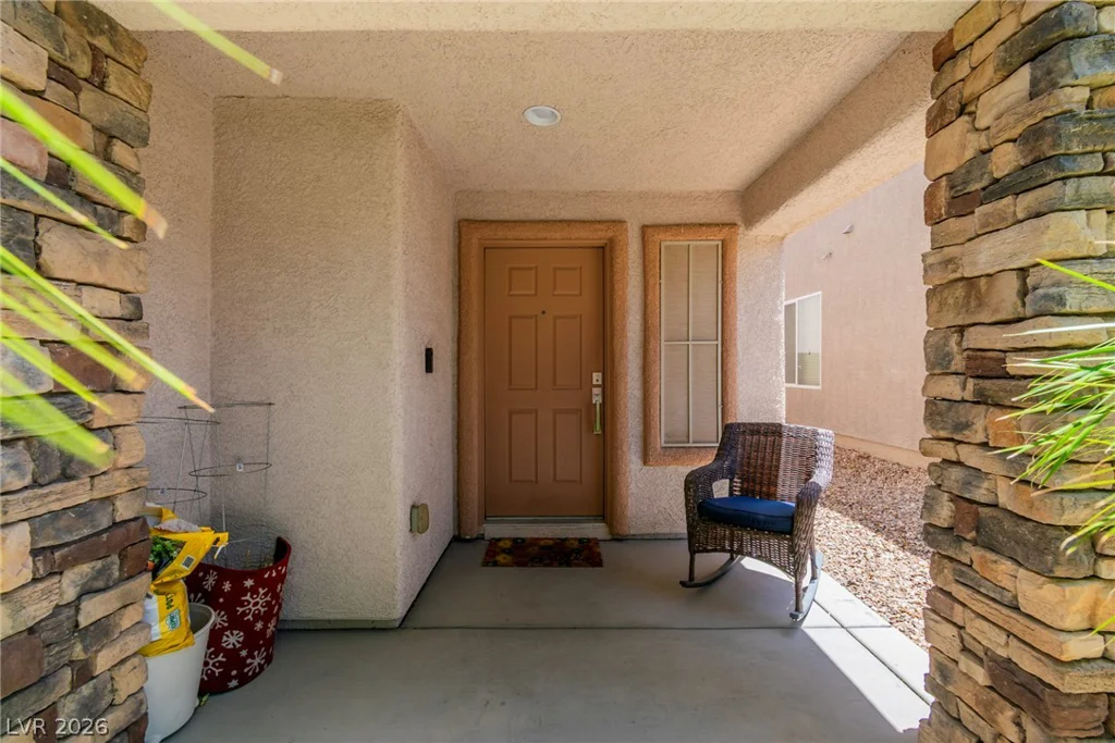 6746 Erato Falls, Las Vegas, NV 89148