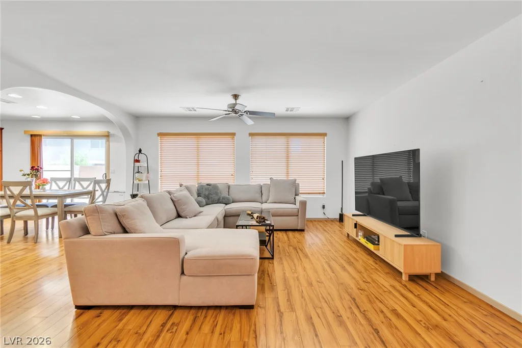 6746 Erato Falls, Las Vegas, NV 89148