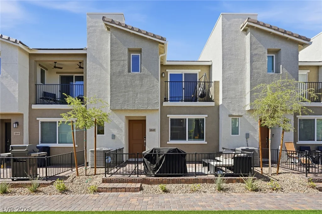 2845 Dover White, North Las Vegas, NV 89086