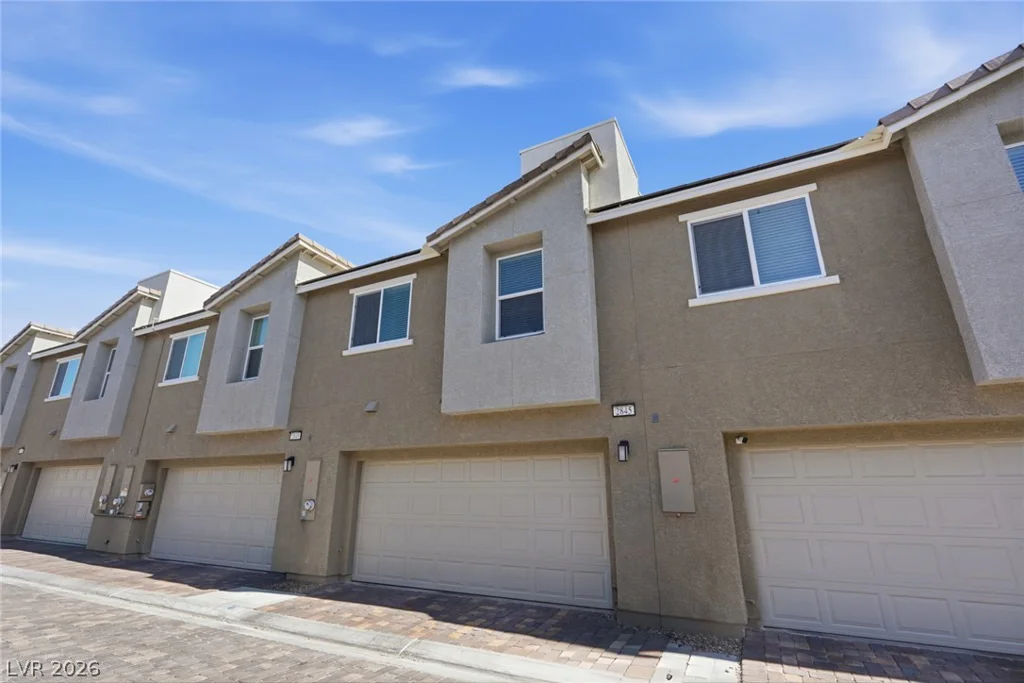 2845 Dover White, North Las Vegas, NV 89086
