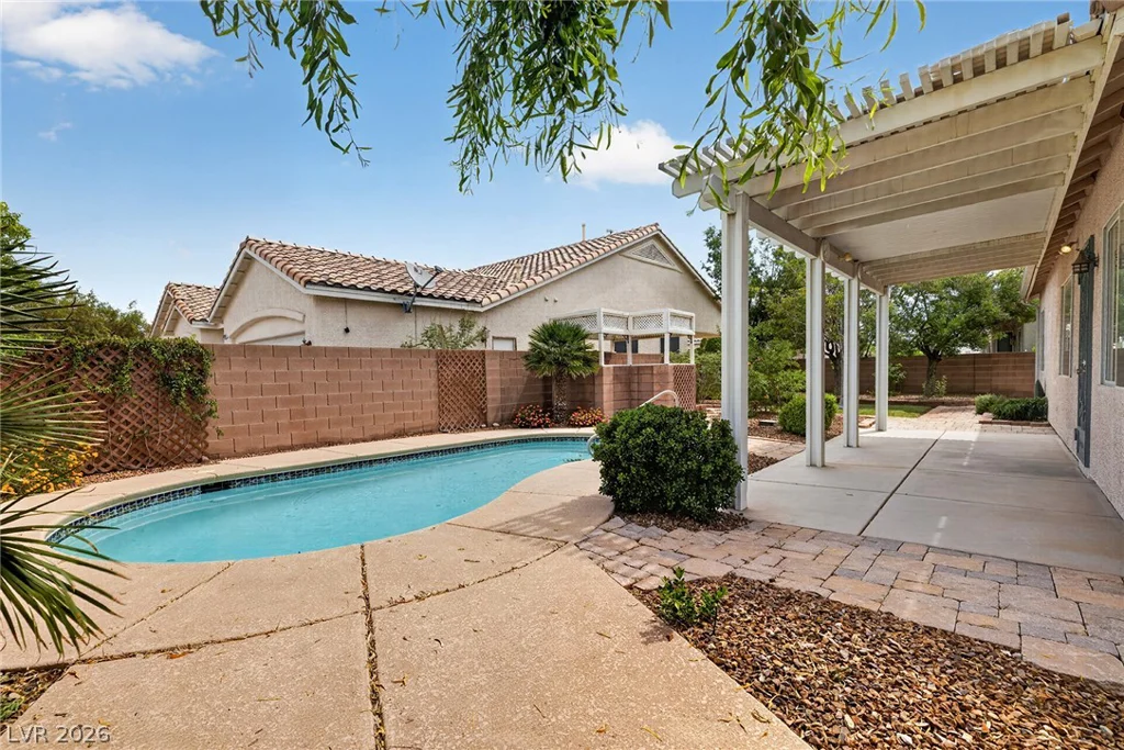 880 Coldwater Falls, Las Vegas, NV 89123