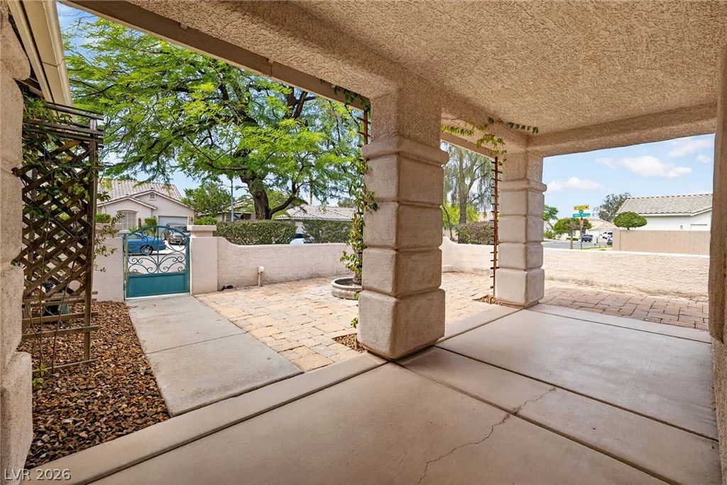880 Coldwater Falls, Las Vegas, NV 89123
